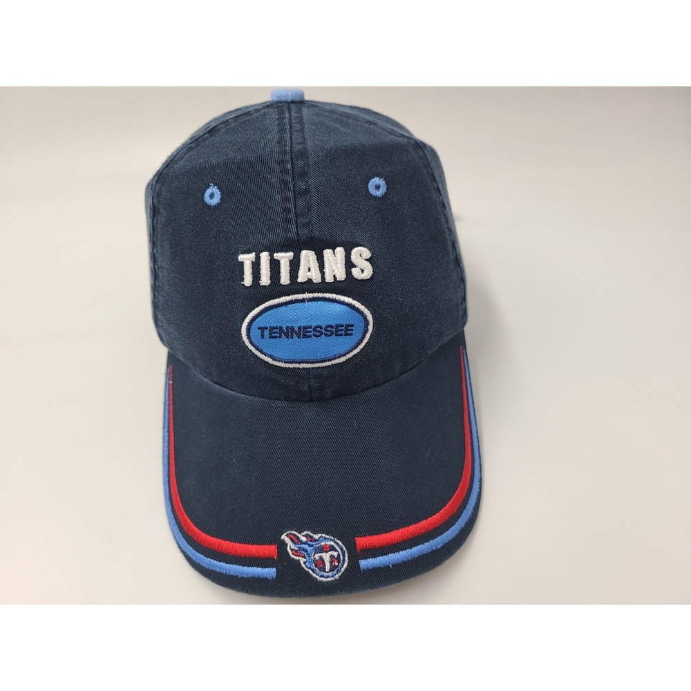 Vintage Tennessee Titans Logo Athletic Strapback Adjustable (Fits Small) Hat Cap